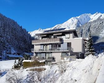 Apartment Flirscherblick by Interhome - Flirsch - Gebäude