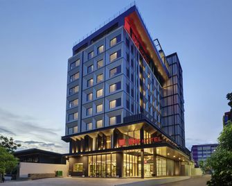 إيبيس باليمبانغ سانغار - بالمبانغ - مبنى