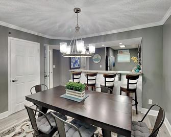 Sea Oats #209 - Fort Walton Beach - Dining room