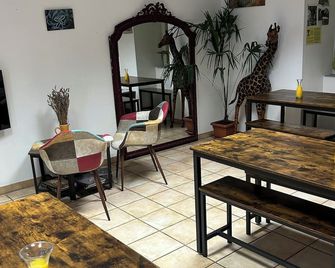Hotel Du Rocher - Le Caylar - Salle à manger