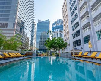 Nh Bangkok Sukhumvit Boulevard - Bangkok - Piscina