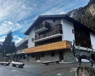 Zinal à 80m des remontées mécaniques - Anniviers - Bâtiment