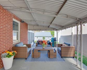 Welcoming Palmyra Home ~ 6 Miles to Hersheypark! - Palmyra - Patio