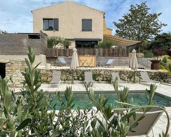 La maison d'HamiH 'Gîte et Chambres d'hôtes - Uzès