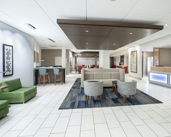 Holiday Inn Express & Suites Great Bend By IHG - Great Bend - Recepción