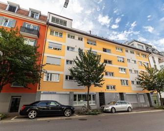 Executive 1BD flat in city center - Hösch 3 - Zurich - Building