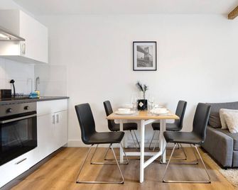 Apartment 'Weiden' with Balcony and Wi-Fi - Gronau - Eetruimte