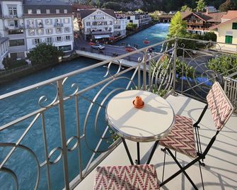 Boutique Hotel Bellevue - Interlaken - Varanda