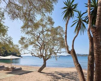 Ikos Odisia - Kato Korakiana - Playa