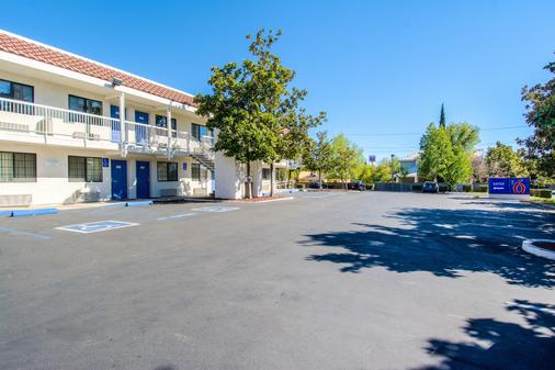 Discount [75% Off] Motel 6 Redding North United States | Best Hotels In