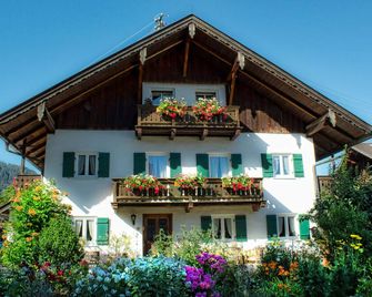 Gästehaus Marianne - Ferienwohnung - Farchant - Gebäude