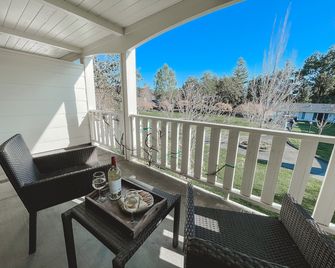 Explore the Beauty of Napa Valley - Hike, Bike, Paddle, Wine and Dine - Napa - Balcón