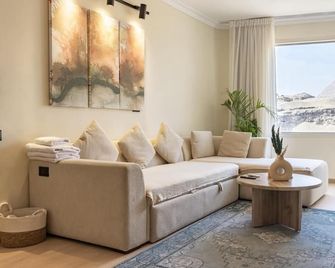 Pyramids View Suite - Mit-Rahineh