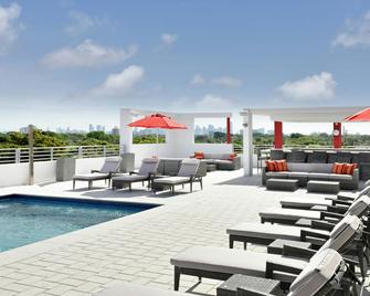 Four Points by Sheraton Coral Gables - Coral Gables - Zwembad