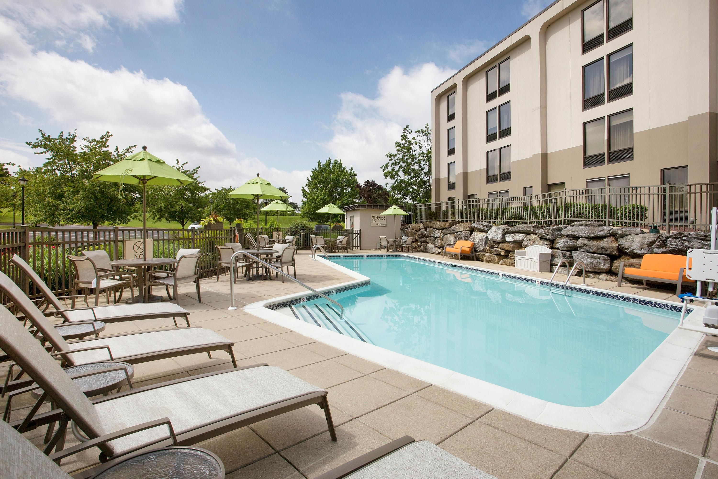 Hampton Inn Lancaster - Lancaster - Pool