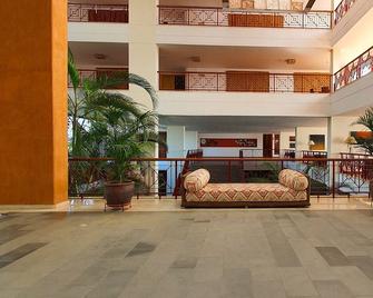 Costa Calero - Puerto Calero - Lobby