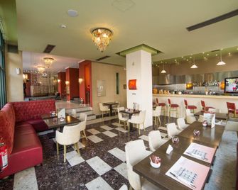 Delphi Art Hotel - אתונה - מסעדה