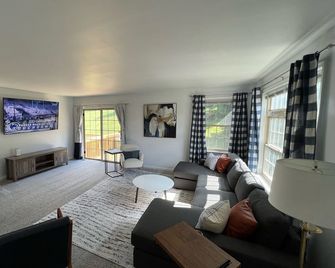 The Lions Lair— Your ultimate spot for PSU football & all things Penn State - State College - Living room