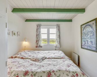 Holiday Home Annika - from the sea by Interhome - Ringkøbing - Bedroom