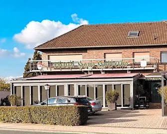 Hotel Haus Hubertus - Elsdorf - Gebäude