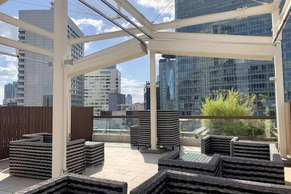 هوتل هيلاريز أكاساكا