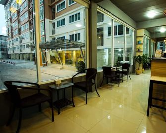 Patt Serviced Apartments - Chonburi - Restaurant