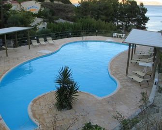 Panas Hotel - Spartia - Piscina