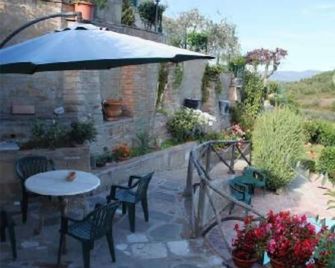 'La Casina delle Fate' a pretty little house in Tuscany - Cavriglia - Patio