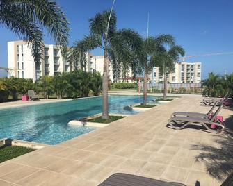 Refreshing and relaxing beach apartment - Las Lajas (Panamá) - Piscina