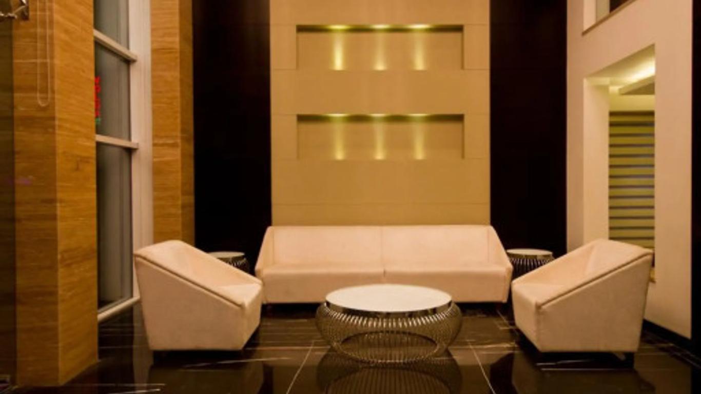 Hotel Chanchal Deluxe - New Delhi Train Station
