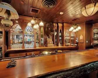 Narrow Gauge Inn - Fish Camp - Bar