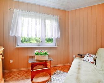Holiday Home on an Island Near Kolobrzeg - Bogusławiec - Pokój dzienny