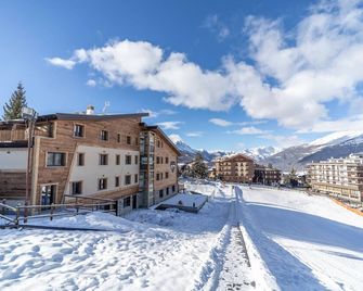 Avalanche - Alpine Boutique Hotel - Sauze d'Oulx - Budova