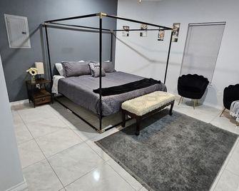 Beautiful apartment 9 min to Mercedes outlets - Weslaco - Bedroom