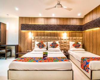 Fabhotel Kiran Inn - Indore - Habitación