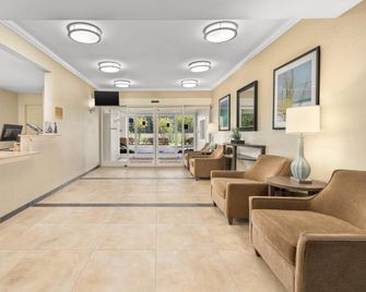Candlewood Suites Destin-Sandestin Area By IHG - Destin - Resepsjon