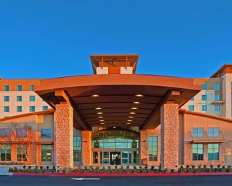 Embassy Suites by Hilton Palmdale - Palmdale - Bygning