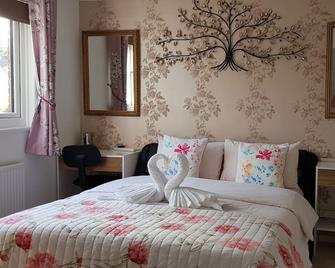 Enjoy your stay at Chorley Road - Droitwich - Bedroom