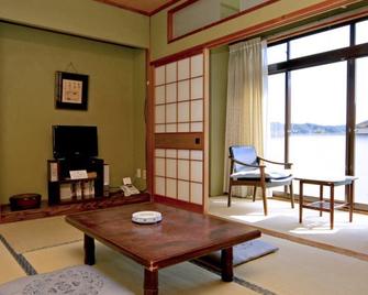 Hotel Nagoku - Tosashimizu - Living room