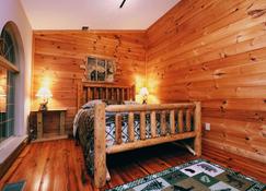 Lazy Bear cabin - Sevierville - Habitación