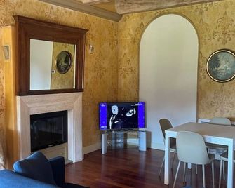Villa Valle Franciacorta - Appartamenti Per Vacanze - Rodengo-Saiano