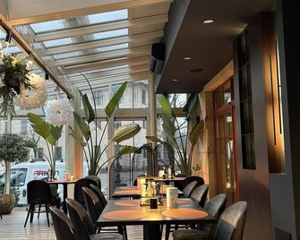 Hotel i Restauracja Arte - Brzeg - Restauracja