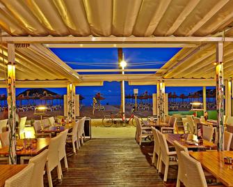 Hotel Spa Flamboyan - Caribe - Magaluf - Ravintola