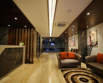 Hotel Vaibhav Inn - Khammam - Lobby