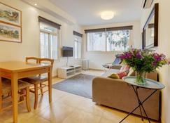 Colony Suites- Hananya St. - Jerusalem