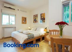 Colony Suites- Hananya St. - Jerusalem - Makuuhuone