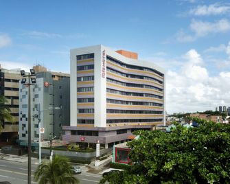 Ibis Maceio Pajucara - מסייאו - בניין