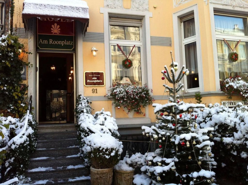 Hotel Am Roonplatz - בון