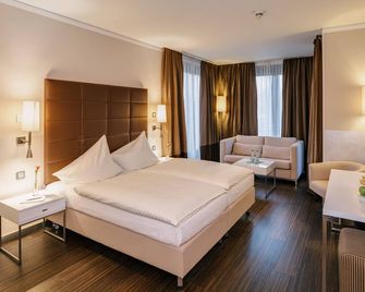 Hotel Eberhards am Wasser - Bietigheim-Bissingen - Slaapkamer