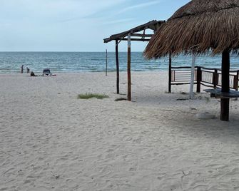 Hotel San Julio - Celestún - Beach